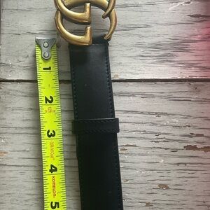 Gucci Black Leather Belt with Gold Accent